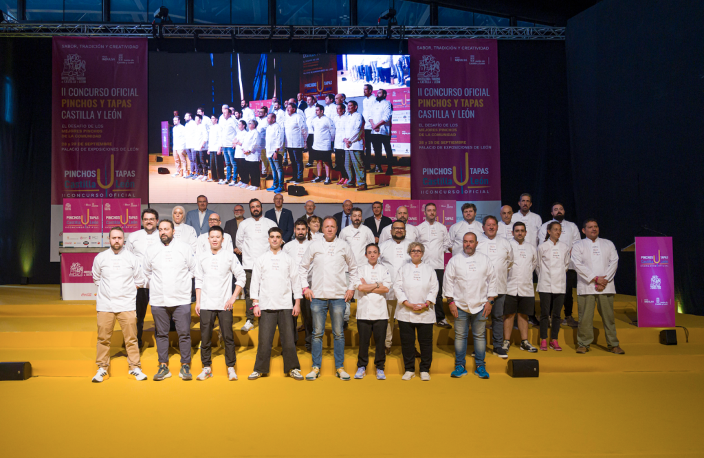 Cocineros participantes en el II Concurso de Pinchos y Tapas de Castilla y León en León