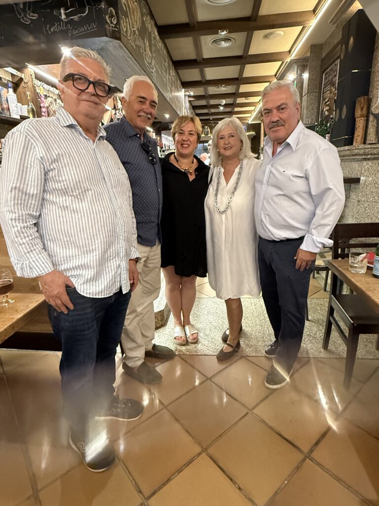 Asistentes a la presentación del Cabrales de 37.500 euros en Couzapín, Madrid